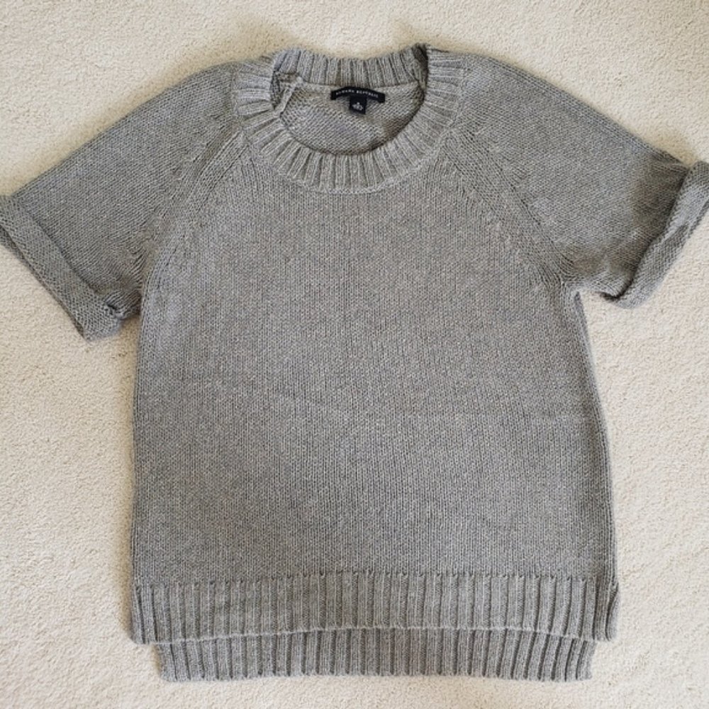 Banana Republic Gray & Gold Short Sleeve Sweater S